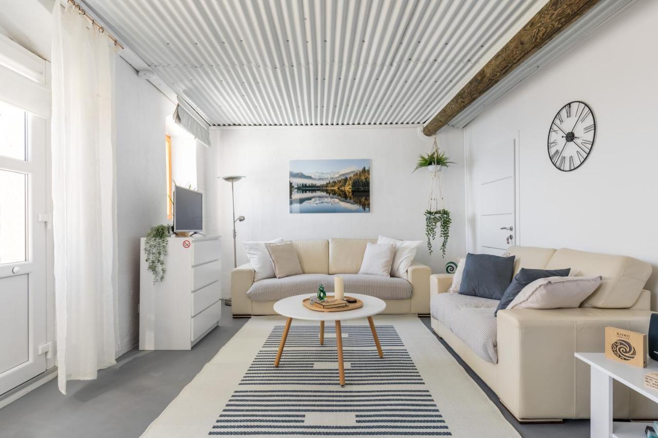 Waterview Apartments - Koru Apartment And Pool Mimice Bagian luar foto